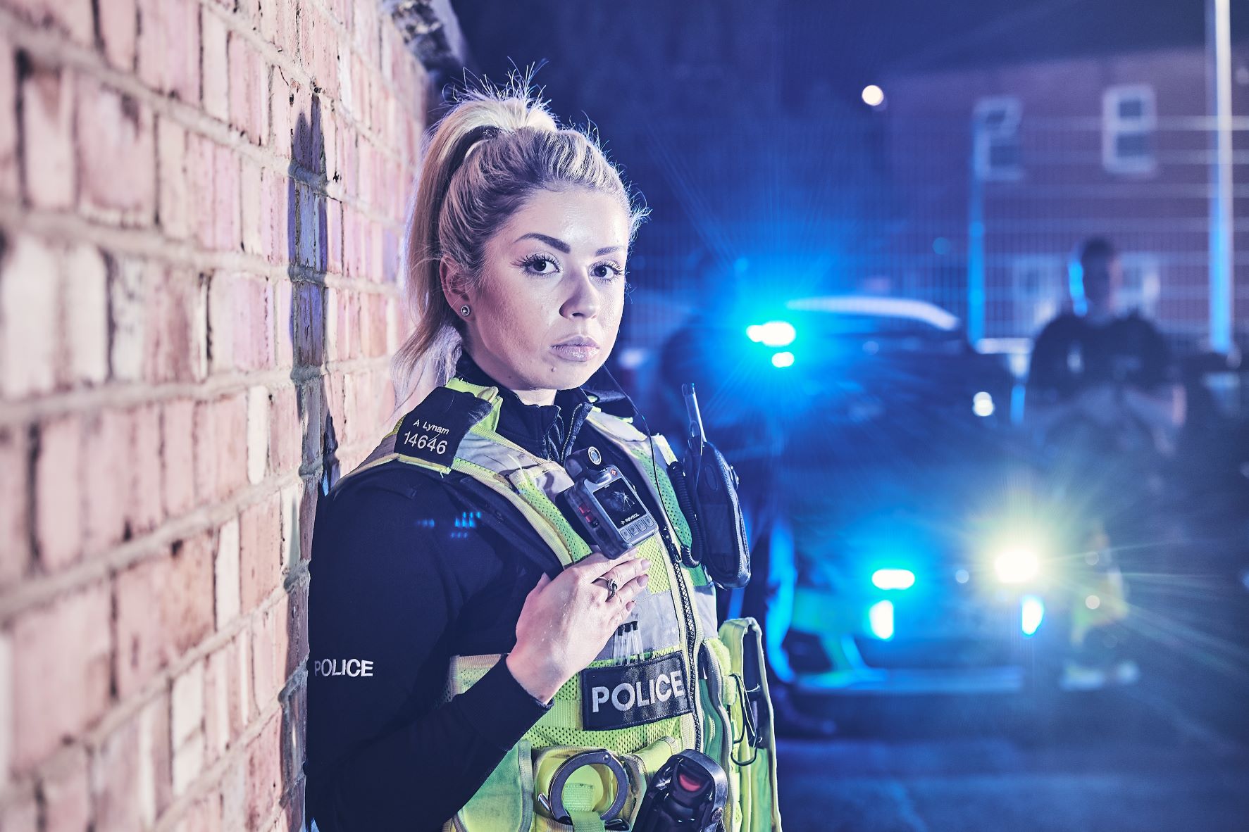 POLICE: HOUR OF DUTY RETURNS ON JUNE 20th AT 9PM ON CHANNEL 5 - Brinkworth - Police: Hour Of Duty 999: Police Hour Of Duty